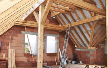 Gluvian attic trusses